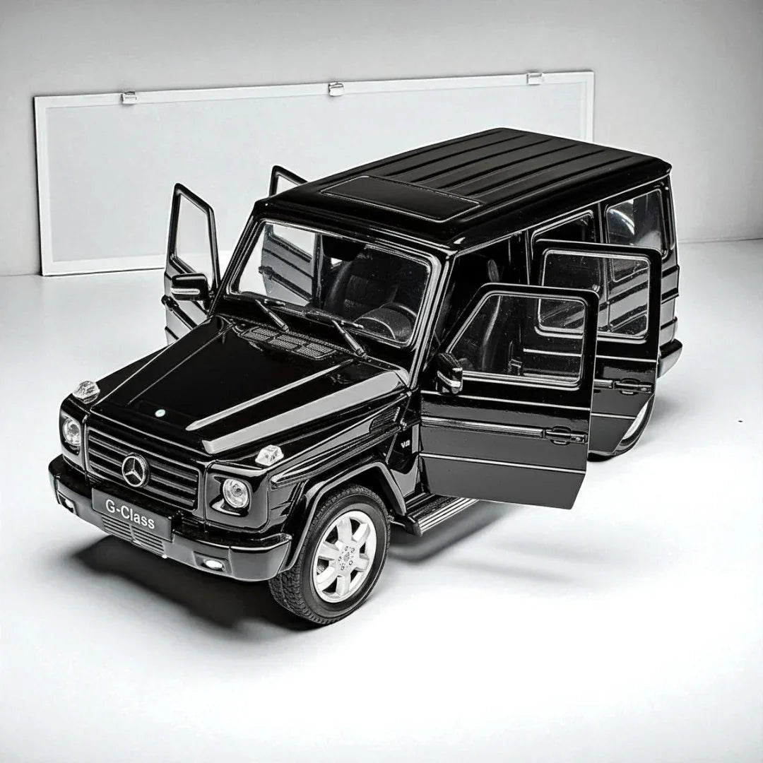 Welly 1:24 Mercedes-Benz G-Class Diecast Model – Black | Openable Doors (24012) - Jaiman Toys
