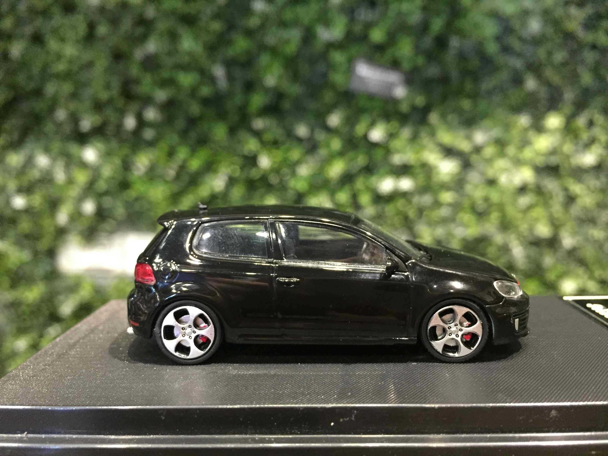GOLF GTI MK6 Maxwell Black Diecast 1:64 Car Model - Jaiman Toys