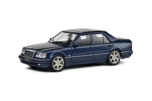 Solido: Mercedes-Benz W124 E60 AMG – (Scale 1:43)