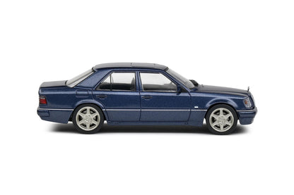 Solido: Mercedes-Benz W124 E60 AMG – (Scale 1:43)