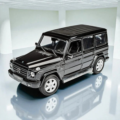 Welly 1:24 Mercedes-Benz G-Class Diecast Model – Black | Openable Doors (24012) - Jaiman Toys
