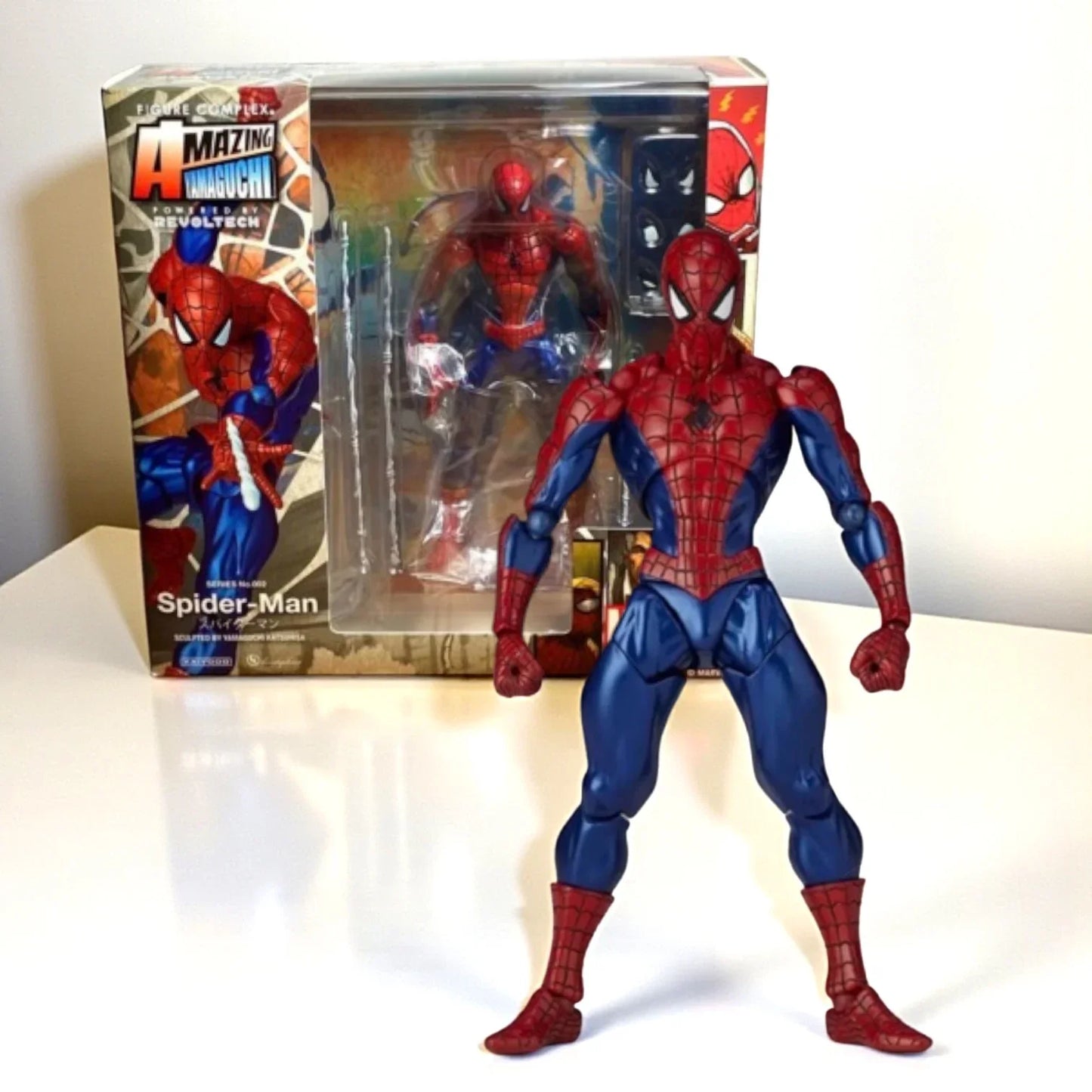 Amazing Yamaguchi SPIDER-MAN Marvel - Far From Home Deluxe  Action Figure Age 14+