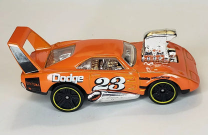 Hot Wheels Tooned – Dodge Charger Daytona