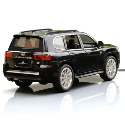 LJX Model 1:24 Toyota Land Cruiser Diecast Car – Pull Back Action, Openable Doors, Metal Body Collectible