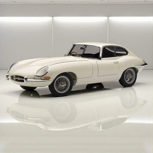GFCC 1:64 1961 Jaguar E-Type Coupe Off-White Diecast Car Model