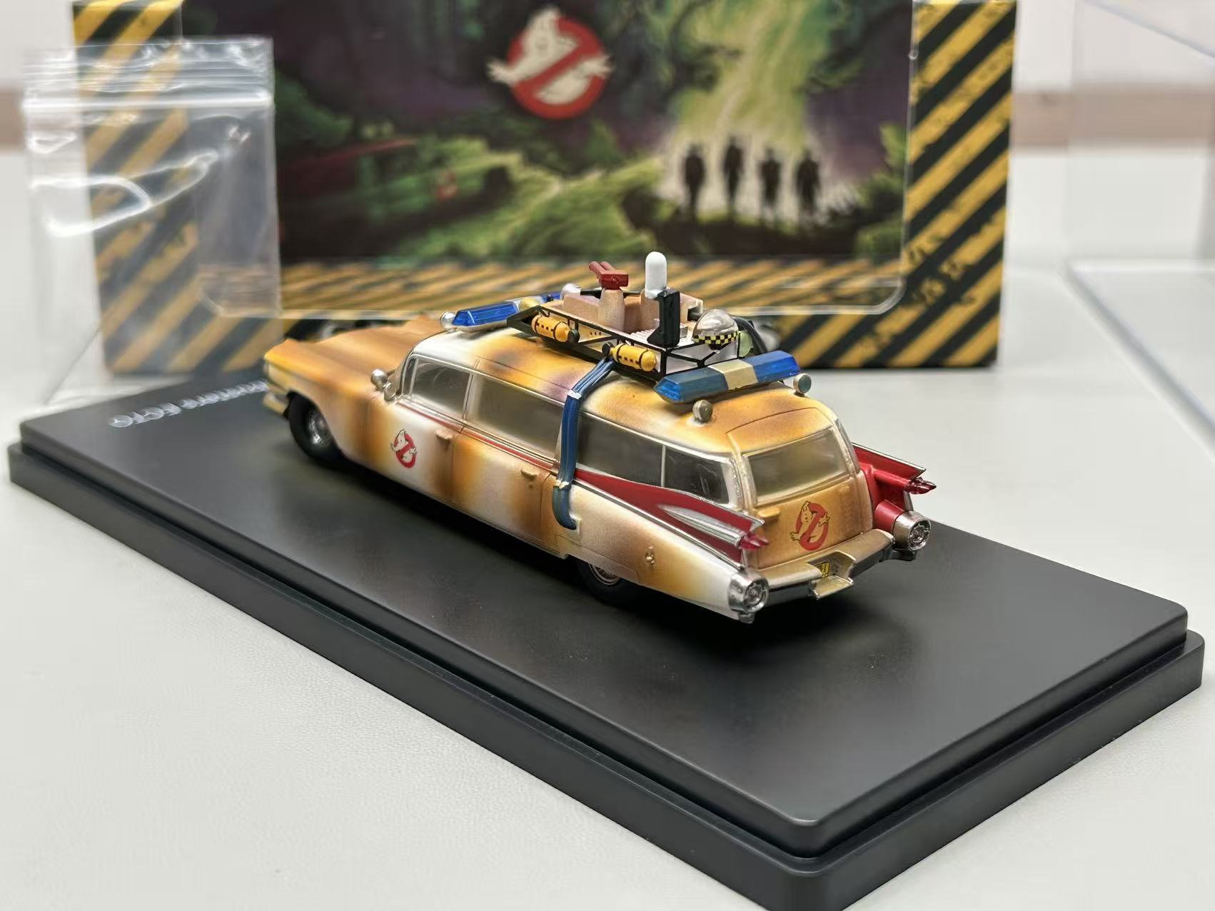 YS モデル 1/64 ゴーストバスターズ エクトワン YS Model 1:64 Ghostbusters ECTO-1 Dirty Version Die-Cast Model Car