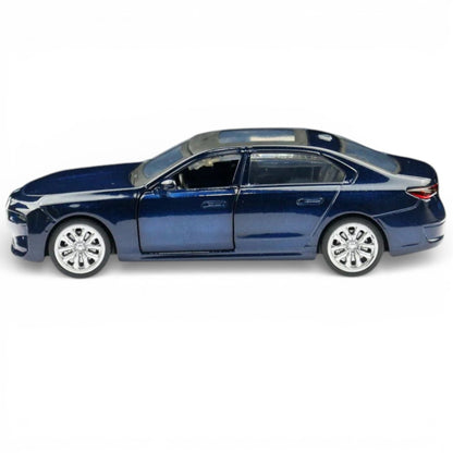 MSZ 1:47 BMW i7 Die-Cast Model Car – Blue | Pull Back, Openable Doors (67733)