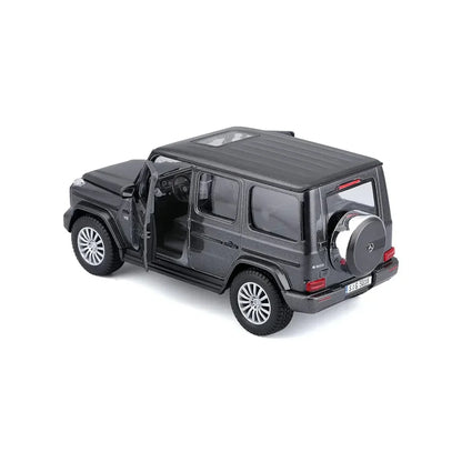 Maisto 1:24 Mercedes-Benz G-Class Grey | Licensed Diecast SUV Model Car for Collectors (14+)