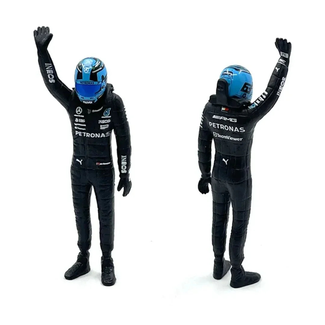 Bburago 1:24 Mercedes-AMG F1 W14 #63 – George Russell Diecast Car with Driver Figurine