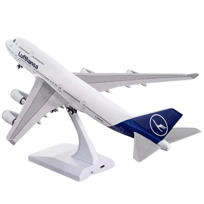 Diecast Collectible 1:250 Scale Model Airplane With Light & Sound – Lufthansa 747-400 Kiel - Jaiman Toys