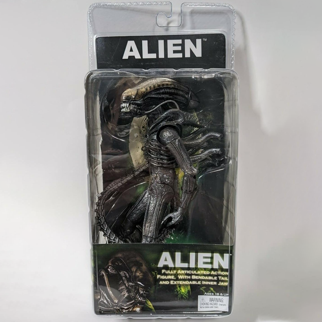 NECA ALIEN FULLY ARTICULATED ACTION WITH BENDABLE TAIL