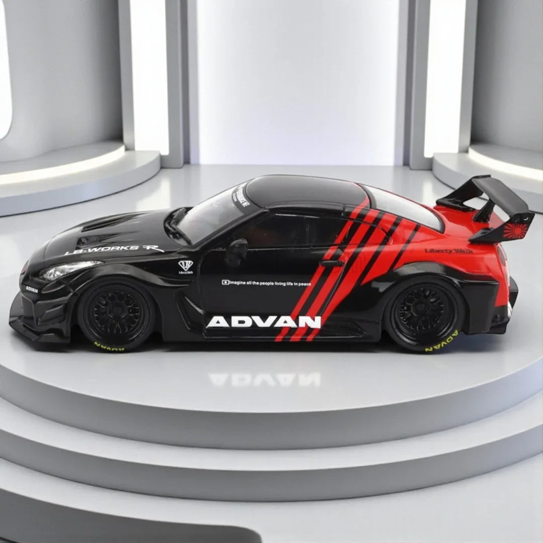 Solido 1:43 Nissan GT-R (R35) LB Works Coupe Advan Diecast Model