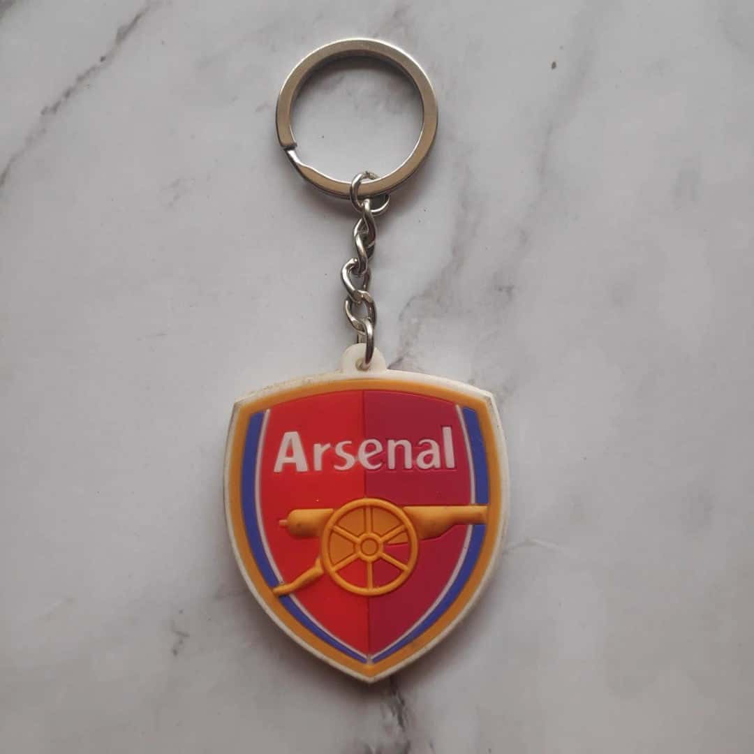 Football Club Logo Keychains Set of 3 – Chelsea, Real Madrid & Arsenal Rubber Keyrings for Fans