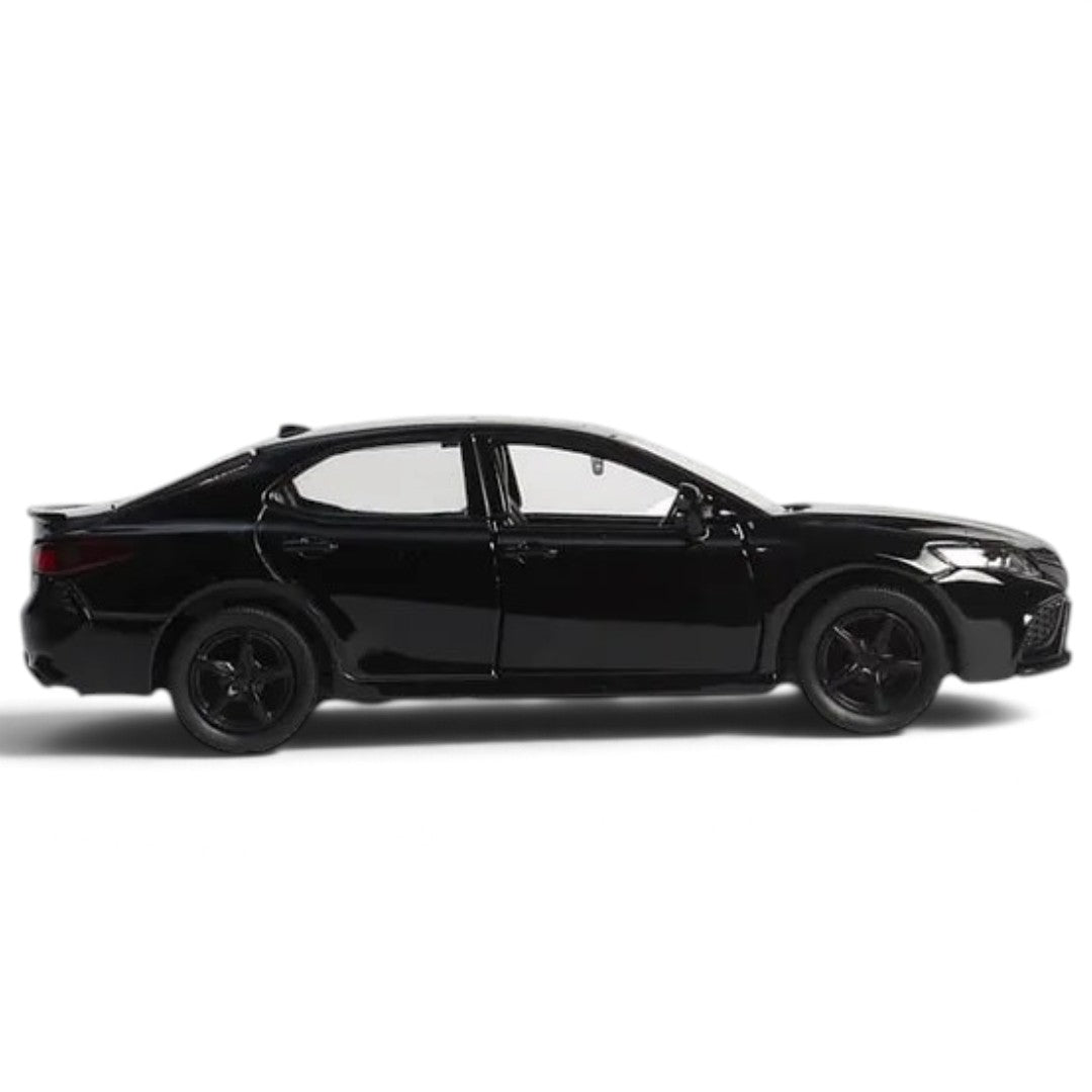RMZ City Toyota Camry 1:32 Scale Die-Cast Model Car – Black & White Collectible Luxury Sedan with Opening Doors, Pull-Back Action,