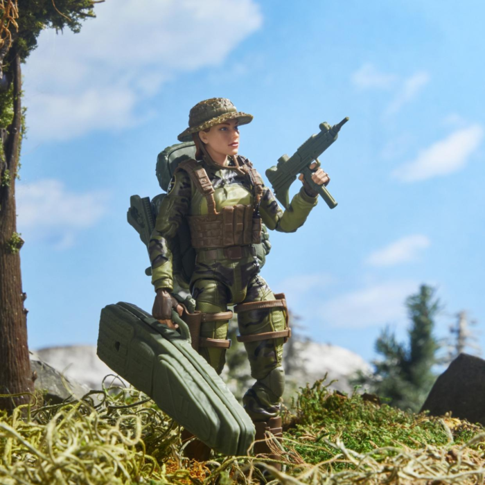 Hasbro G.I. Joe Classified Series Action Marine Sniper 6-Inch Action Figure with Ghillie Suit, Weapons, Accessories & Display Stand | Collectible Military Toy for Kids & Adult Collectors