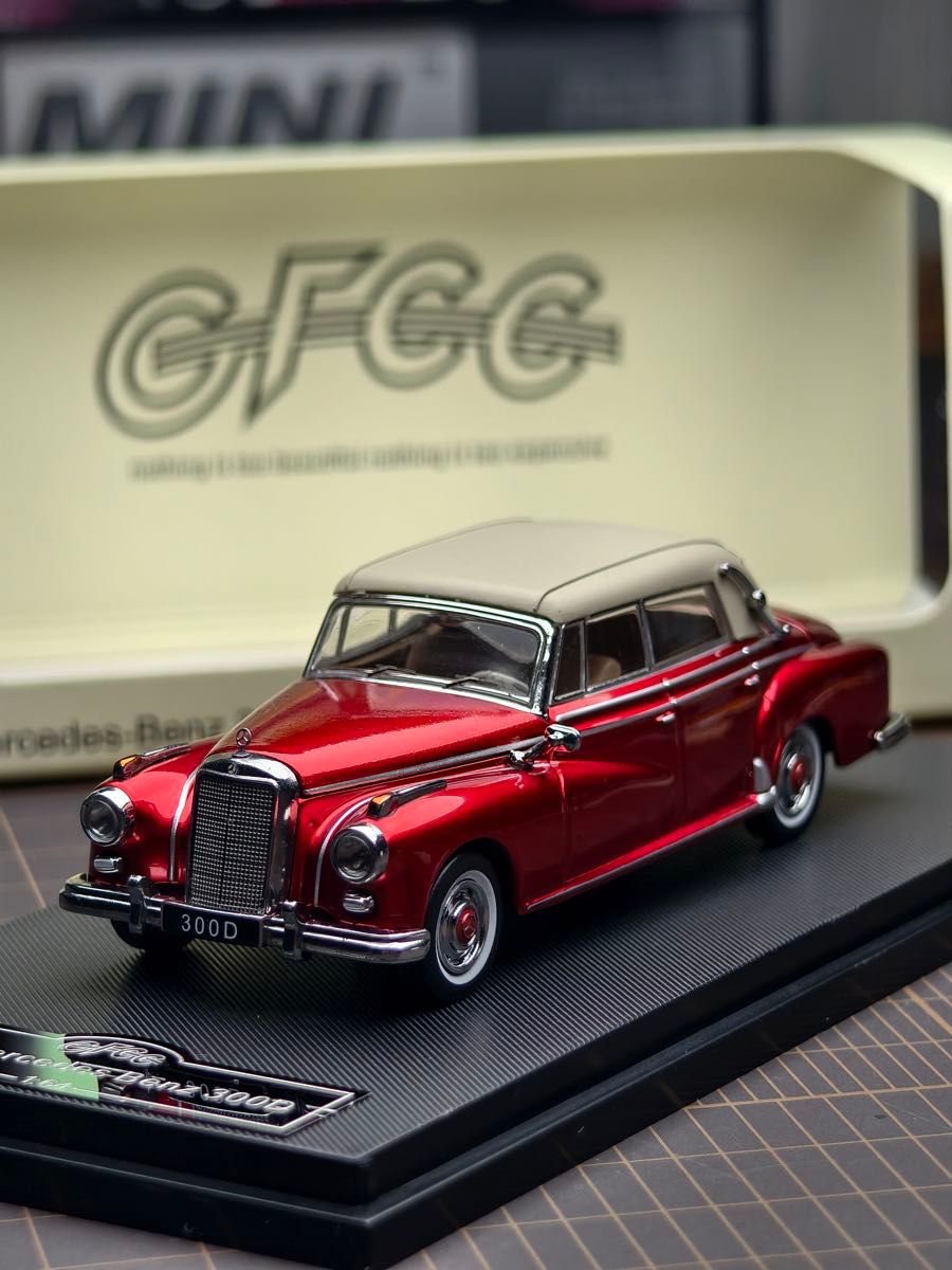 GFCC 1:64 1959 Mercedes-Benz 300D Convertible Diecast Car Model | Premium Classic Convertible Collectible Available in 6 Variants