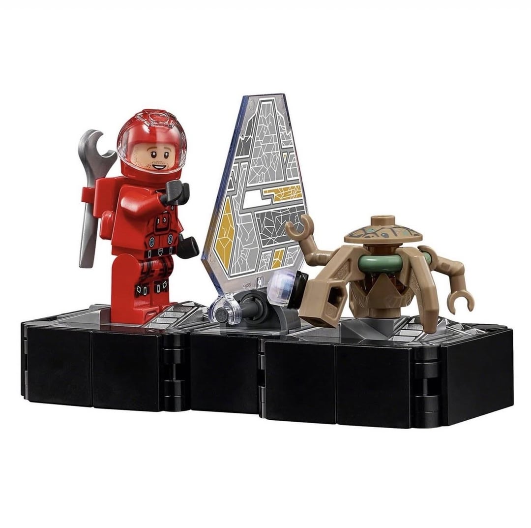 LEGO Icons Project Hail Mary 11389 Spacecraft Model Building Kit – The Hail Mary Spaceship, 830 Pieces, Adult Building Set 18+, Collectible Space Model, Sci-Fi Display Toy & Gift for Space Fans