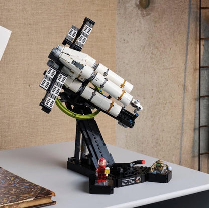 LEGO Icons Project Hail Mary 11389 Spacecraft Model Building Kit – The Hail Mary Spaceship, 830 Pieces, Adult Building Set 18+, Collectible Space Model, Sci-Fi Display Toy & Gift for Space Fans