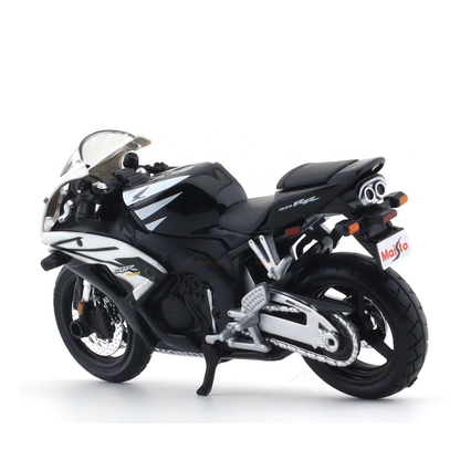 Maisto 1:18 Scale Honda CBR1000RR - Motorbike diecast model for Collectors 14+ Years