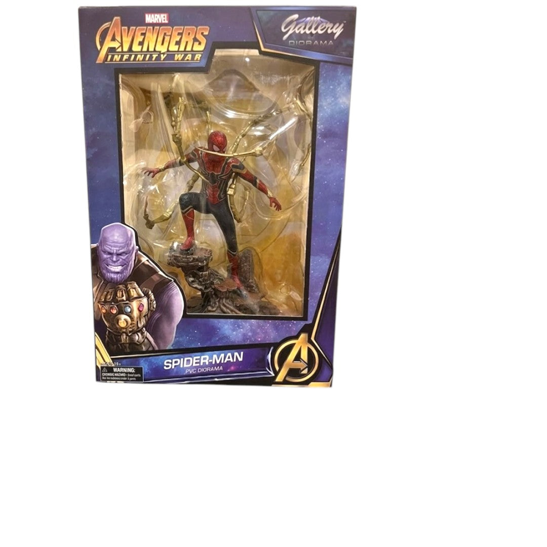 Marvel Avengers Infinity War Spider-Man Iron Spider PVC Diorama
