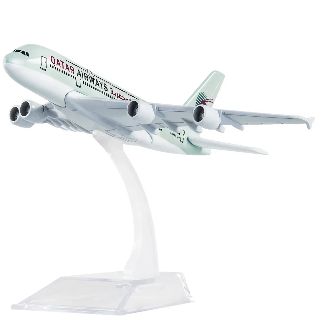 Breatoi 1:400 Die-Cast Aircraft Model Collection (16 cm) with Display Stand – International Airline Jet Showpieces