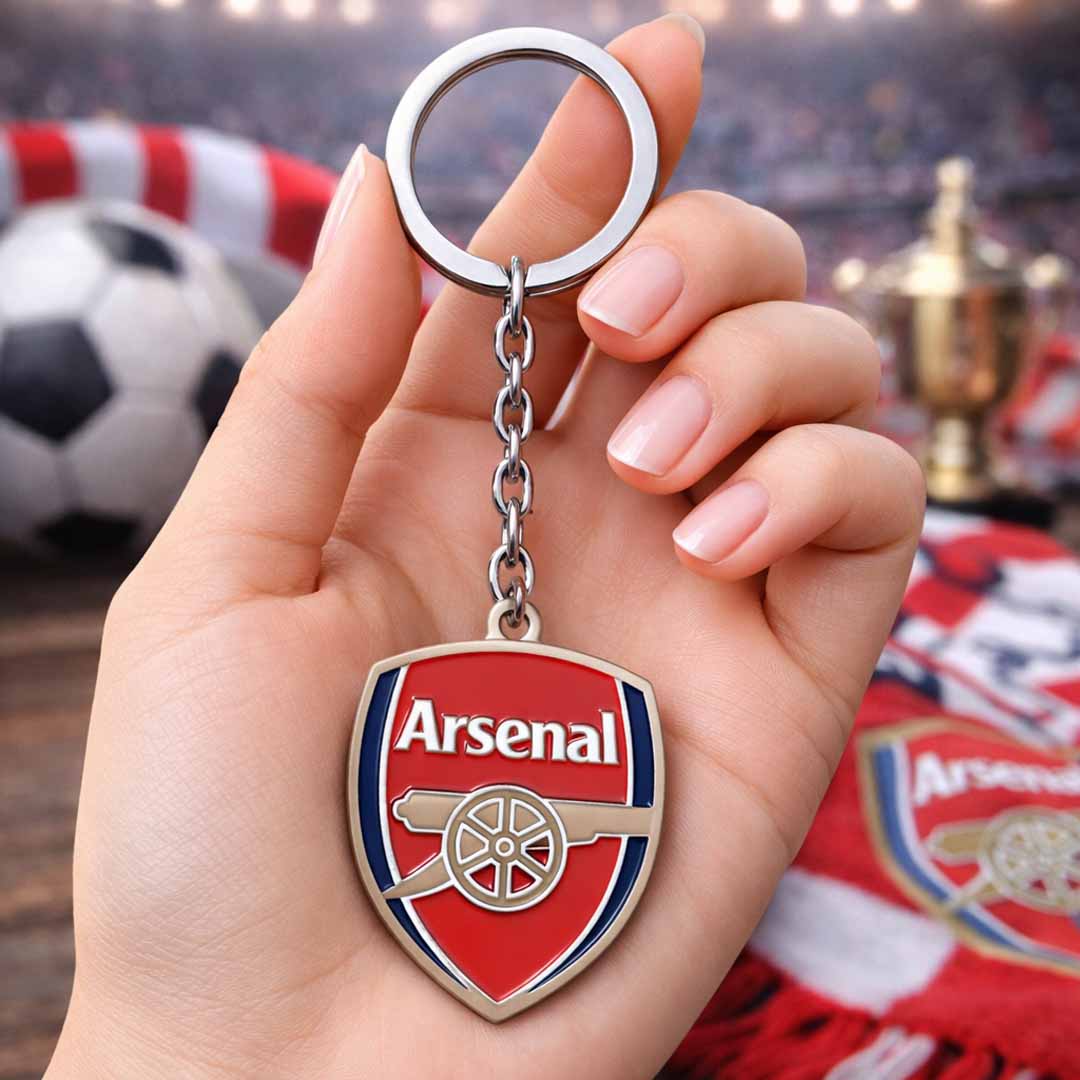 Arsenal F.C. Metal Crest Keychain – Football Club Keyring for Soccer Fans