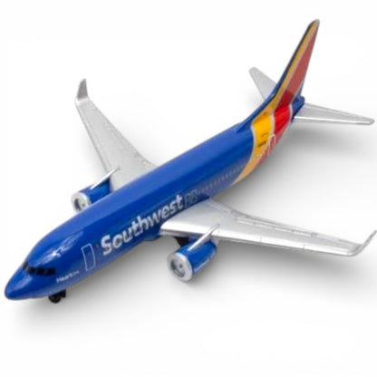 Daron Southwest Airlines Diecast Airplane Model (14CM) – Official Blue Livery Aircraft Toy (3+)
