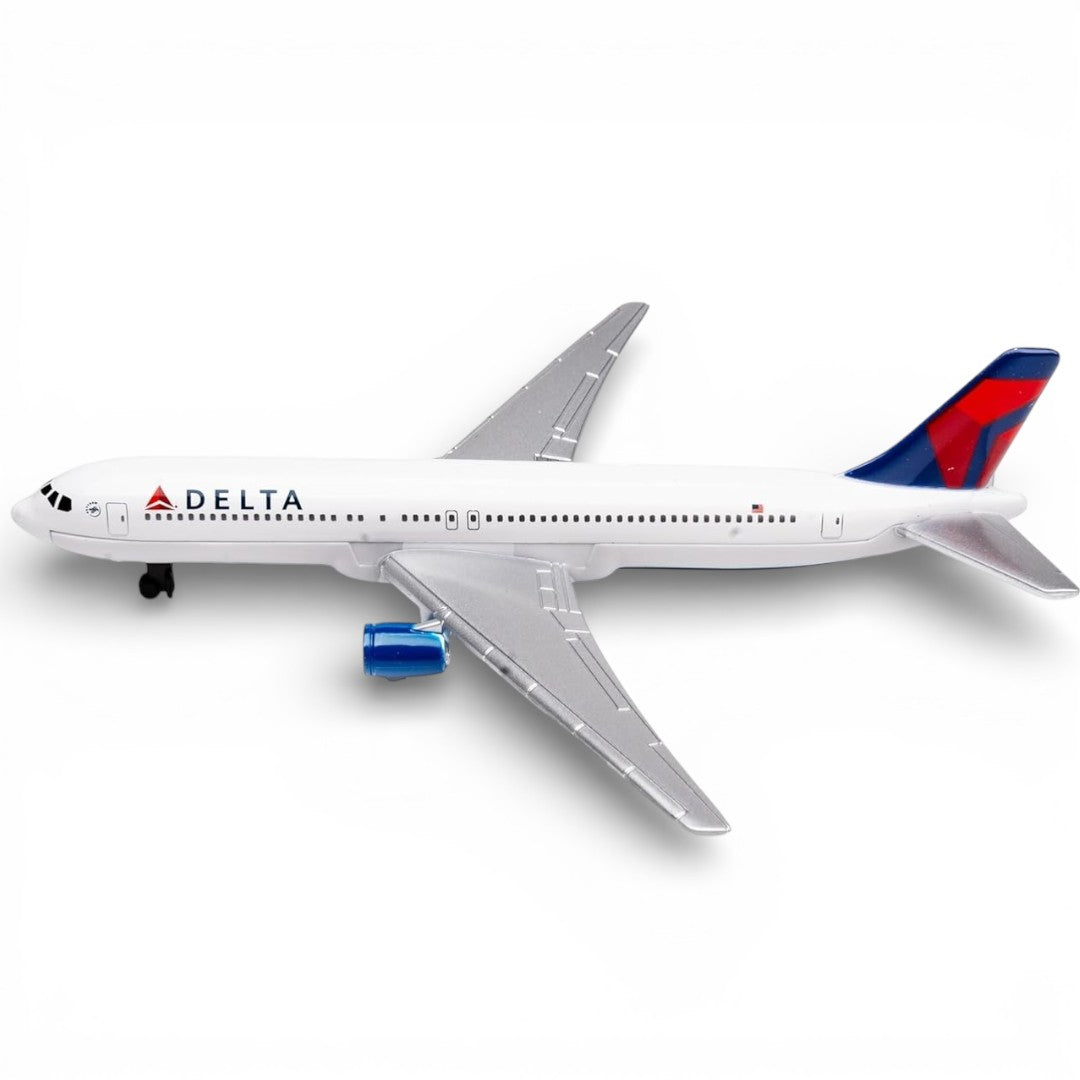 Daron Delta Airlines Diecast Airplane Model (14CM) – Official Delta Livery Metal Aircraft Toy with Plastic Parts (3+)
