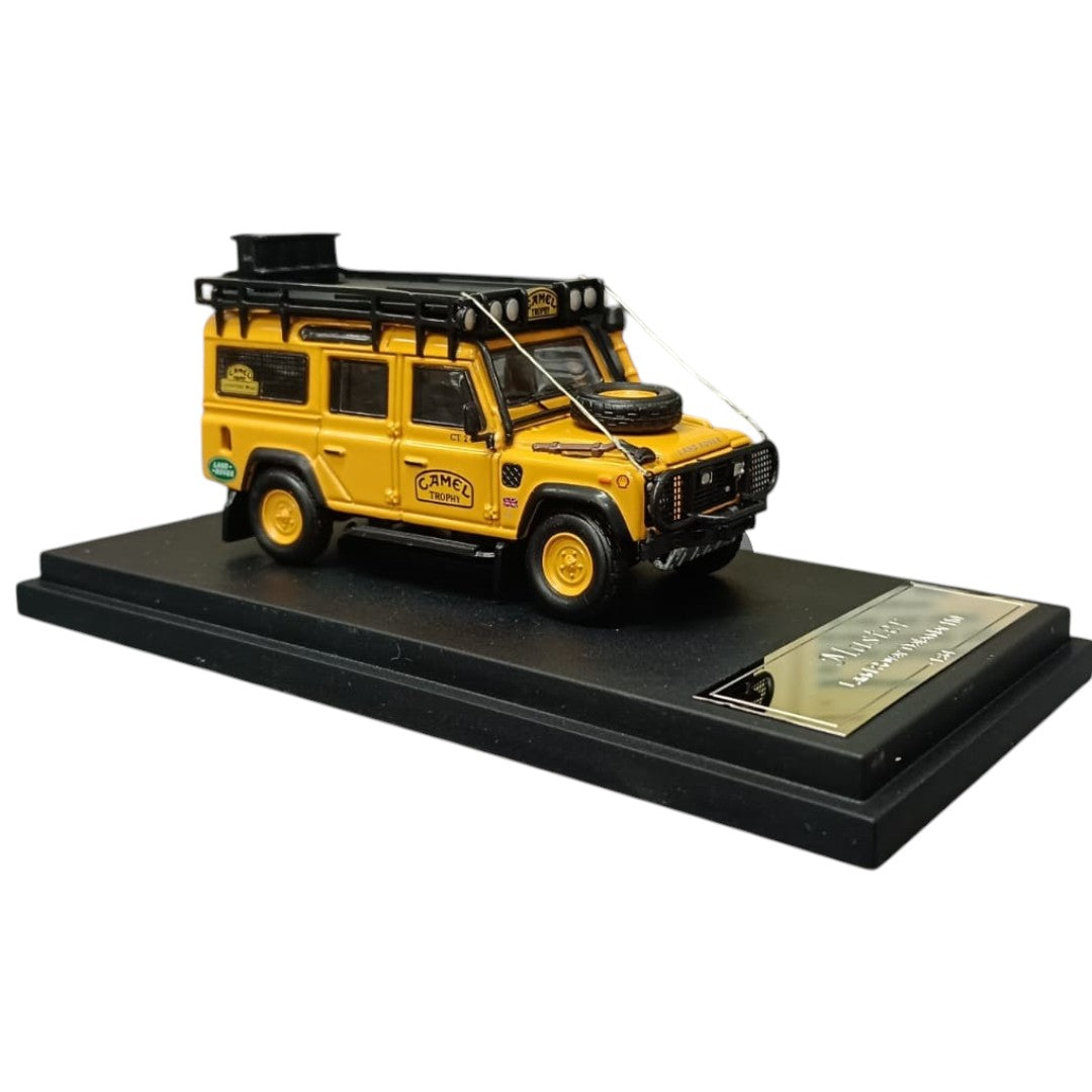 Master 1:64 Land Rover Defender 110 Diecast Model Car | Camel Trophy ; Expedition SUV Collectible with Roof Rack |