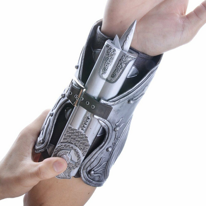 Assassin's Creed : Ultimate BROTHERHOOD- EZIO AUDITORE'S ARMORED VAMBRACE Hidden Blade Gauntlet Set! Role-Play Accessory Age 17+