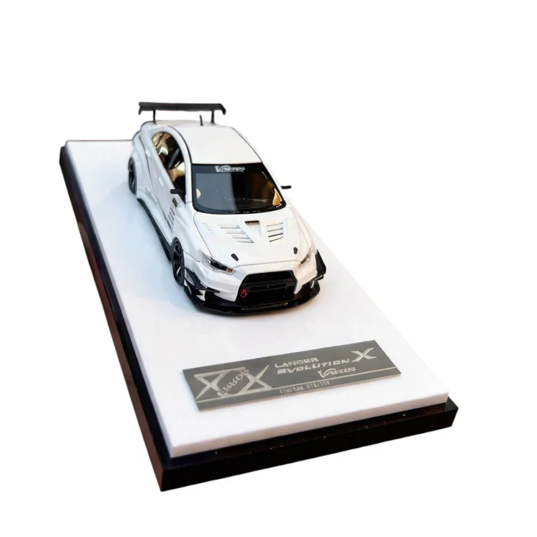 404 YM モデル 1/64 三菱 ランエボ ランサー EVO X ホワイト 404 Error Mitsubishi Lancer Evolution X Varis B Pearl White – 1:64