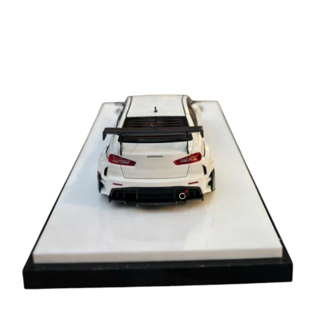 404 YM モデル 1/64 三菱 ランエボ ランサー EVO X ホワイト 404 Error Mitsubishi Lancer Evolution X Varis B Pearl White – 1:64