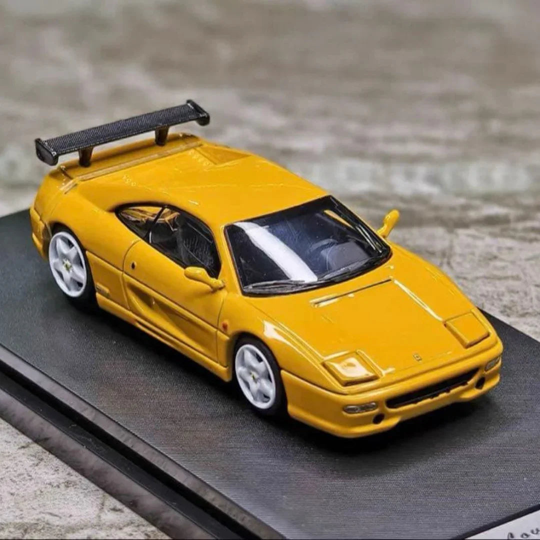Classic Lover F355 Yellow 1:64 Scale Diecast Car Model – Collector’s Edition
