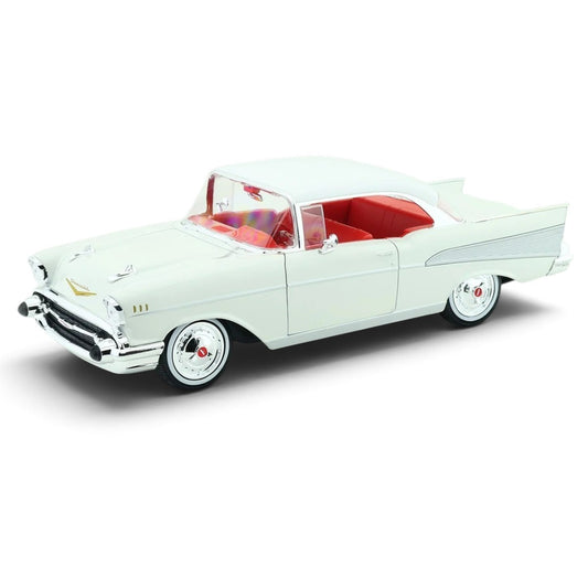 Maisto 1:18 1957 Chevrolet Bel Air Coupe Die-Cast Model White – Special Collection