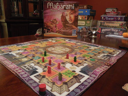 Queen Games Maharani Mosaic Board Game | Strategic Tile Placement & Pattern Building Game | Family Party Game for 2–4 Players | Ages 8+