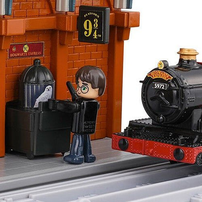 Takara Tomy Plarail Harry Potter Hogwarts Express Train Set with Hogwarts Platform, Motorized Train, Passenger Coach & Harry Potter Character Figures | Collectible Railway Toy Set