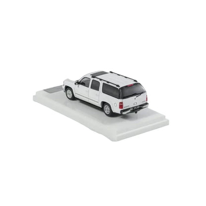 Chevrolet Suburban 1:64 MK Miniatures White diecast scale model car - Jaiman Toys
