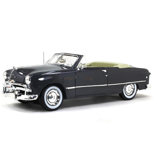 Maisto 1949 Ford Convertible 1:18 Scale Diecast Model Car – Classic Vintage Collectible