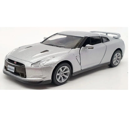KiNSMART KT5340W Nissan GT-R R35 – 1:36 Scale Die-Cast Model Toy Car - Silver - Jaiman Toys