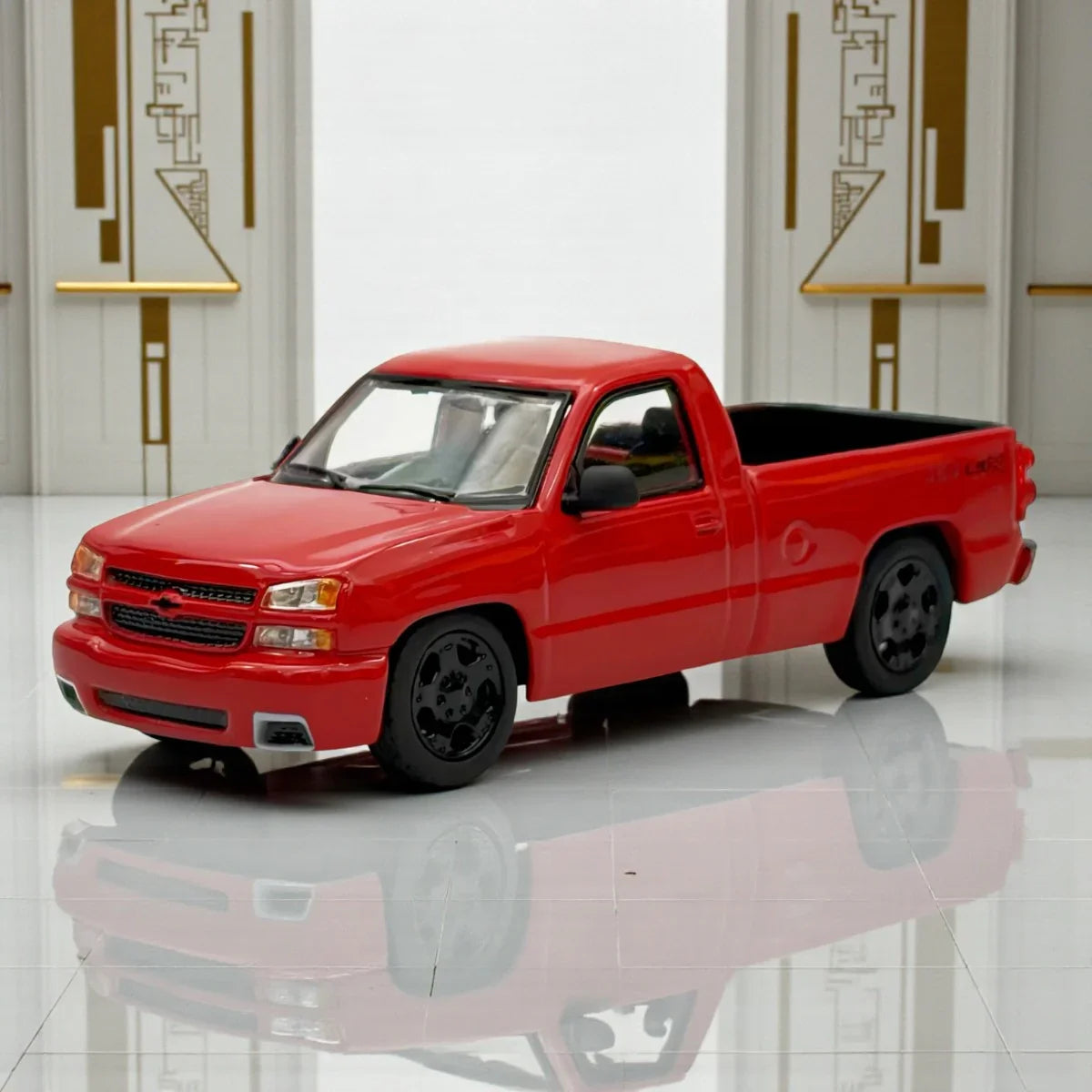 PARA64 1:64 (2006) Chevrolet Silverado Single Cab Victory Red - Diecast Car Model