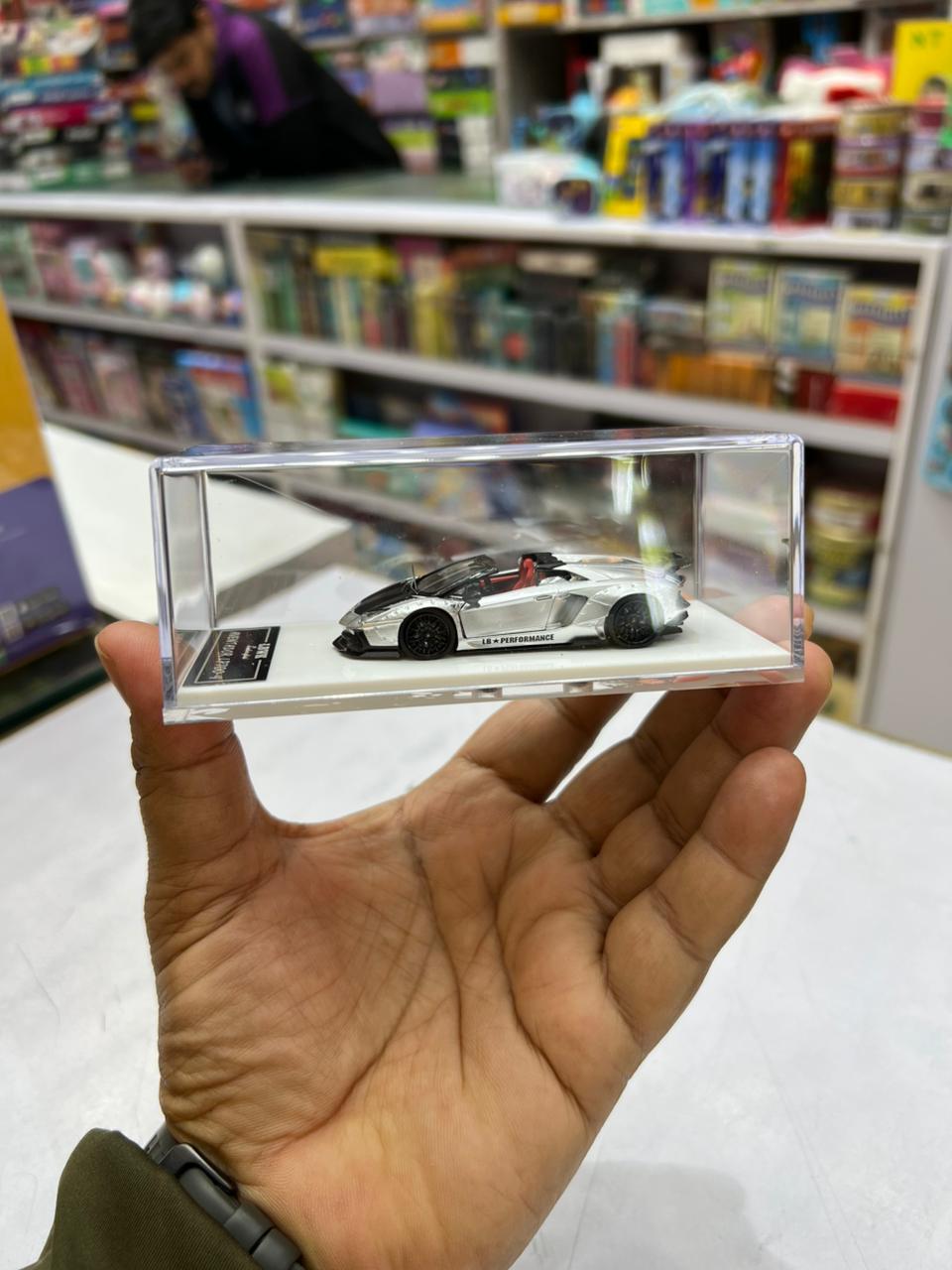 RM Lamborghini Aventador LP700-4 LBWK | 1:64 Diecast Sports Car - 2 Variants