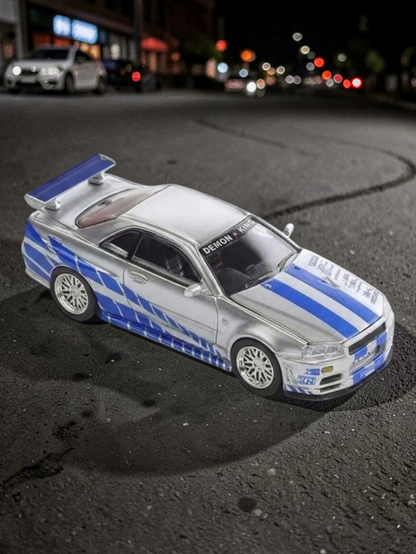 Demon King DKA-054 Nissan Skyline GT-R R34 (Chase Piece) – 1:64 Premium JDM Die-Cast Model