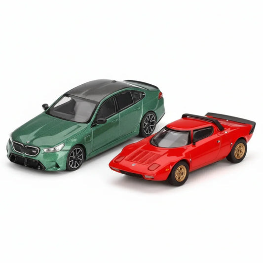 Mini GT 1:64 (Blister) BMW M5 Isle of Man Green + Lancia Stratos HF Stradale in Rosso Arancio Red | Die-Cast Duo Set