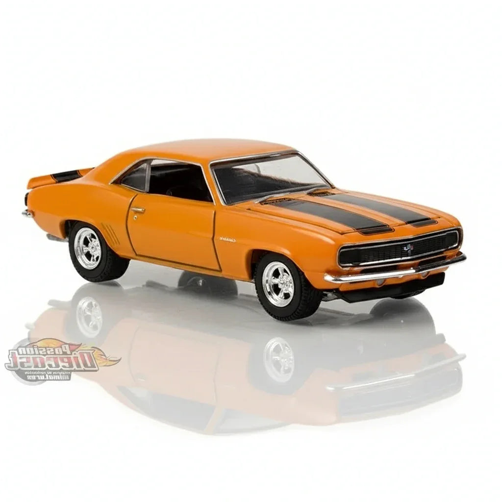 Greenlight Hollywood – Counting Cars 1967 Chevrolet Camaro RS (History Channel Series) 1:64 Scale Die-Cast Car