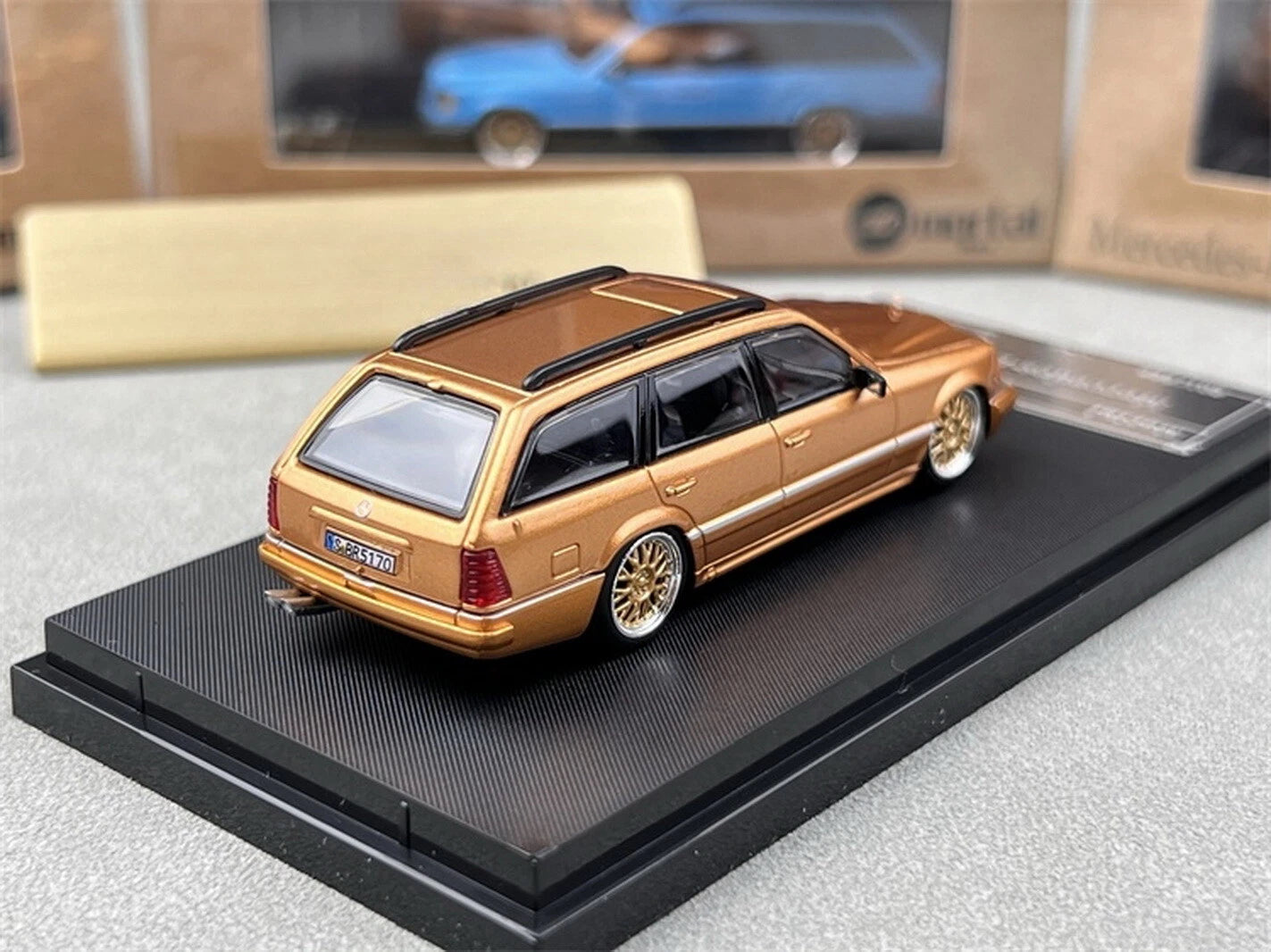 Mortal Model 1:64 Mercedes-Benz E-Class S124 Diecast Car | Classic Premium Collector Model