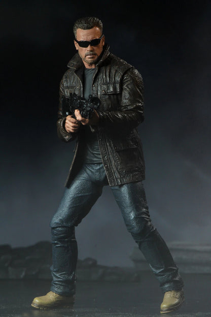 Terminator Dark Fate T-800 Action Figure – Highly Detailed Collectible with Interchangeable Hands, Sunglasses, Weapons & Display Stand