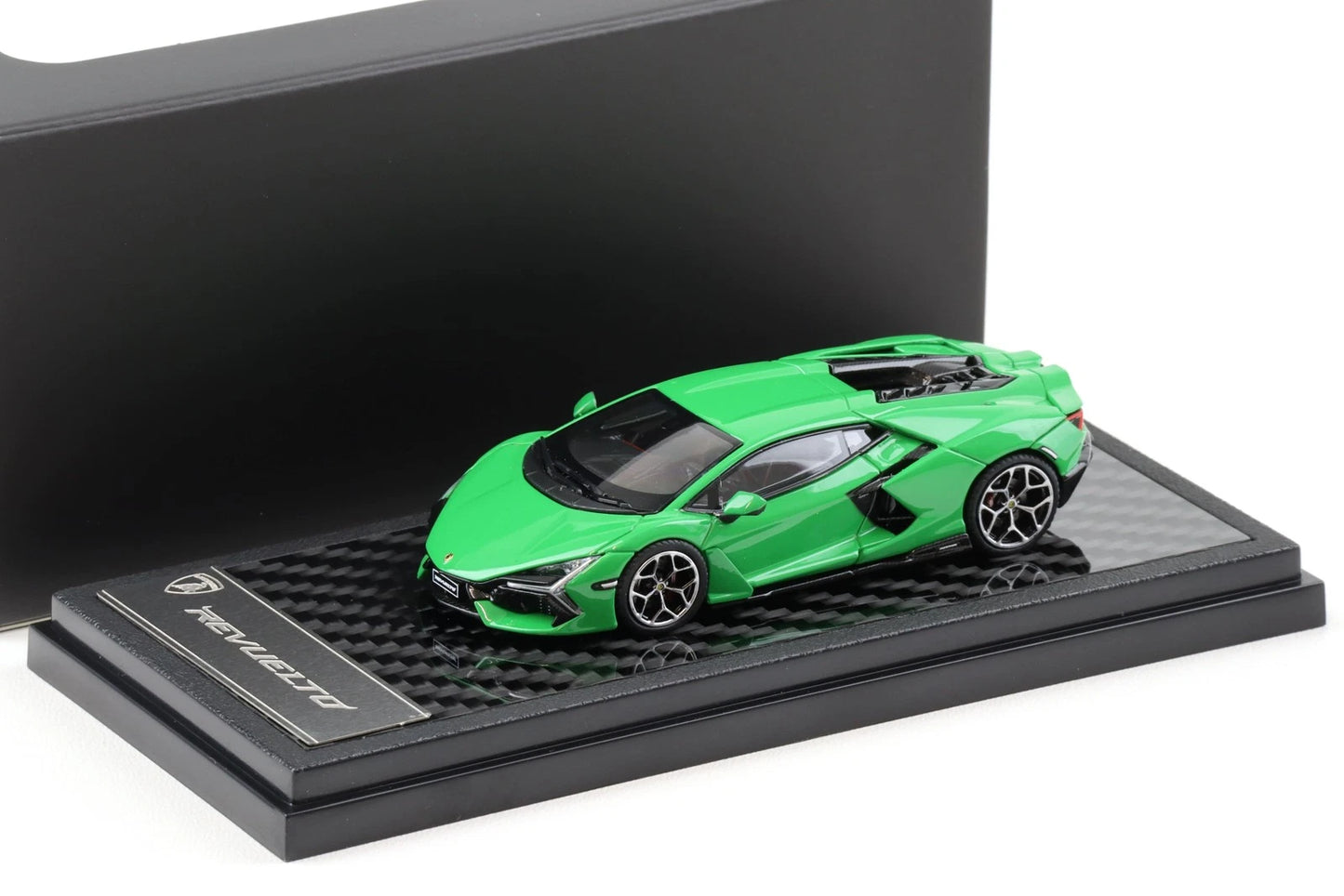 LCD Models Lamborghini Revuelto Coupe Bright Green