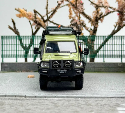 Autobots Models 1:64 Toyota Land Cruiser J70 (LC78) Off-Road Modified Diecast Model