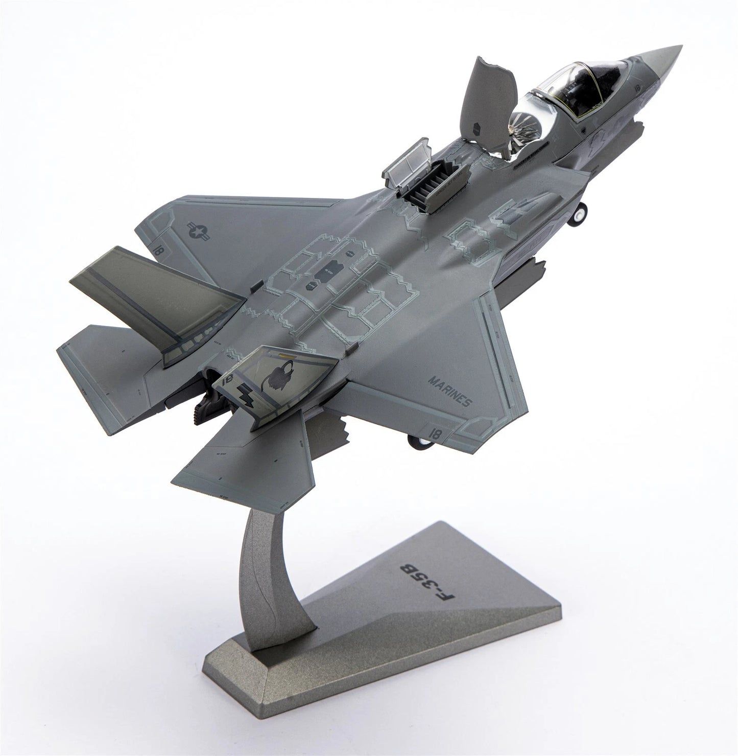 Premium 1:72 Scale Lockheed Martin F-35B Lightning II Metal Diecast Body Aircraft Model with Display Stand | Modern Military Fighter Jet Collectible