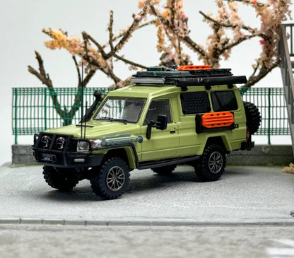 Autobots Models 1:64 Toyota Land Cruiser J70 (LC78) Off-Road Modified Diecast Model